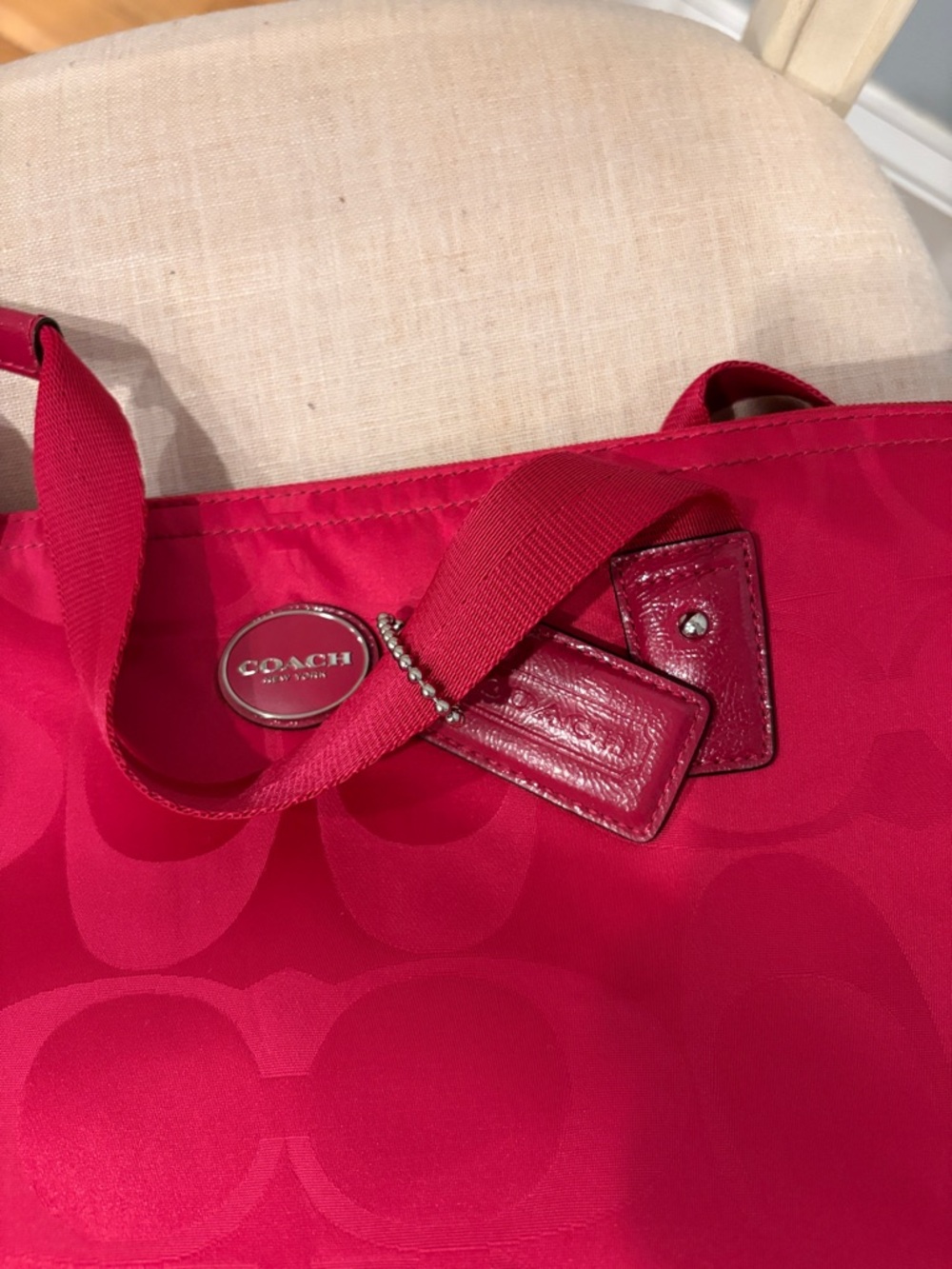Coach Pink Signature Tote with Matching Pouch travel bag - Picture 11 of 11